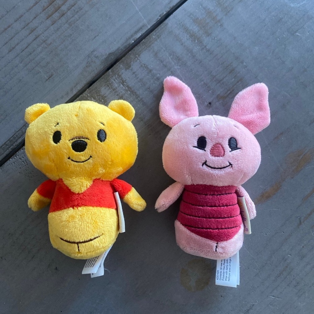 Winnie the Pooh and Piglet Hallmark Itty Bitty’s